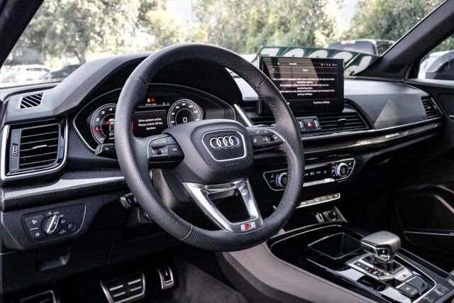 2025 Audi SQ5 Premium Plus Magnesium Pkg  Selma TX