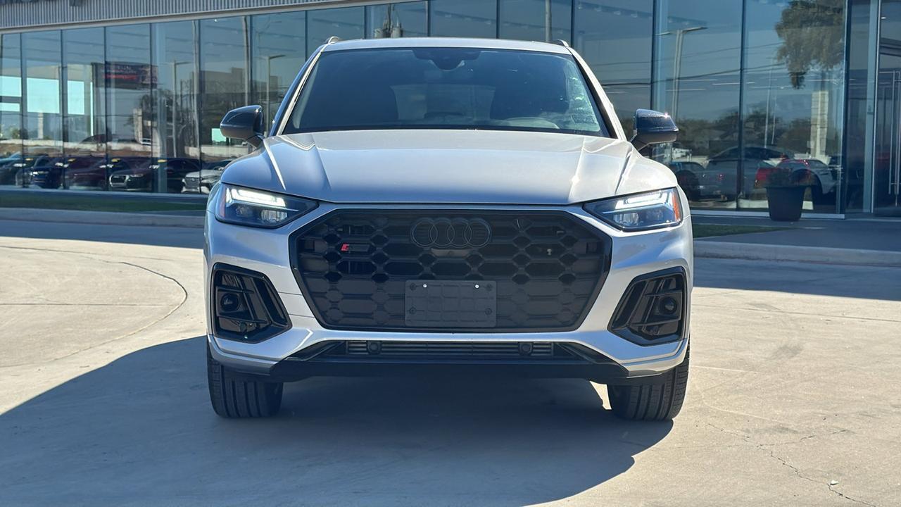 2025 Audi SQ5 Premium Plus