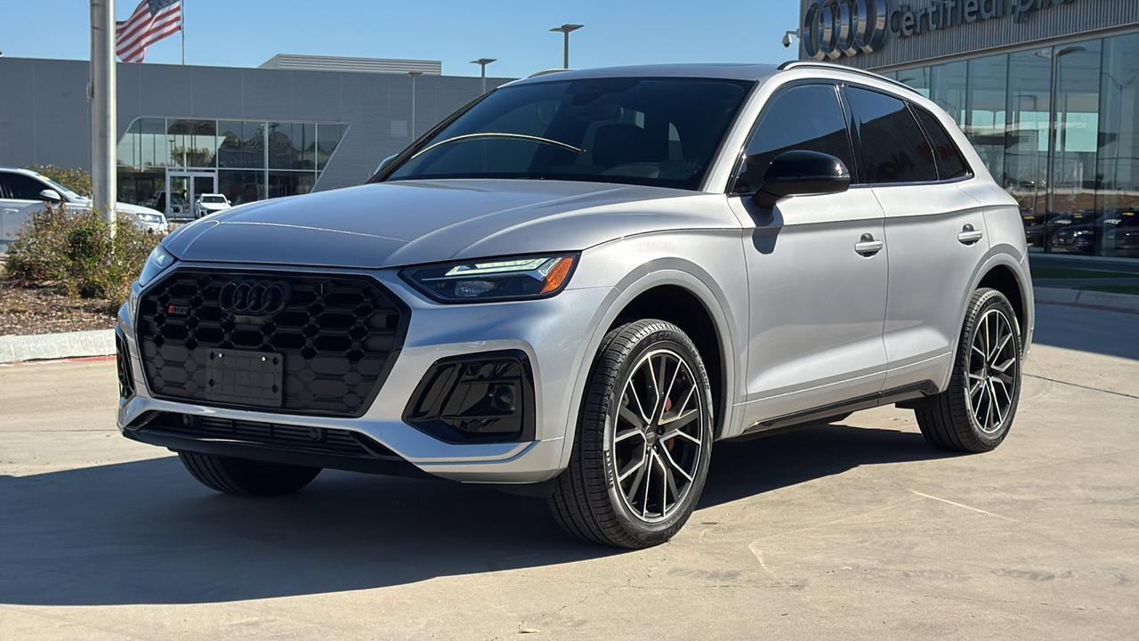 2025 Audi SQ5 Premium Plus