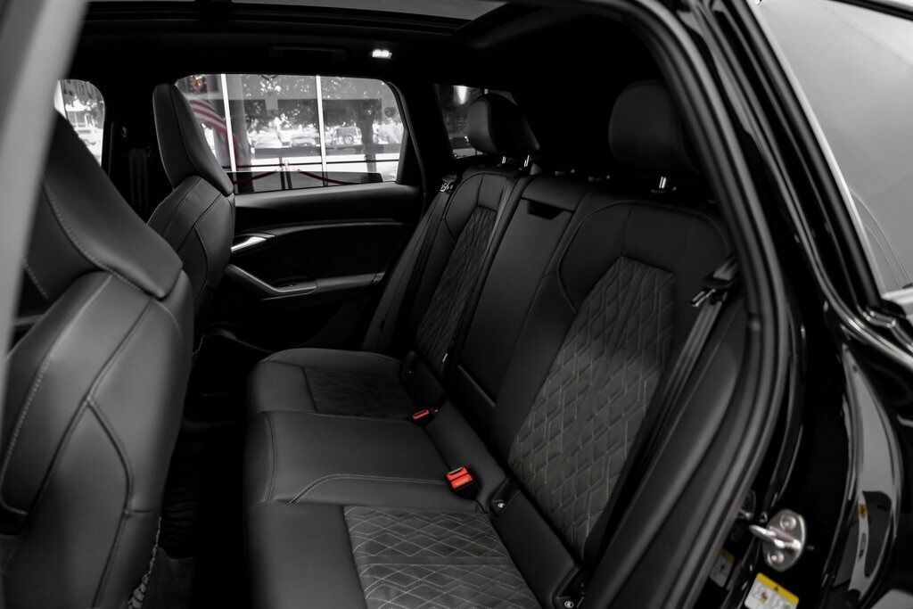 2025 Audi SQ6 e-tron Premium Carrollton TX