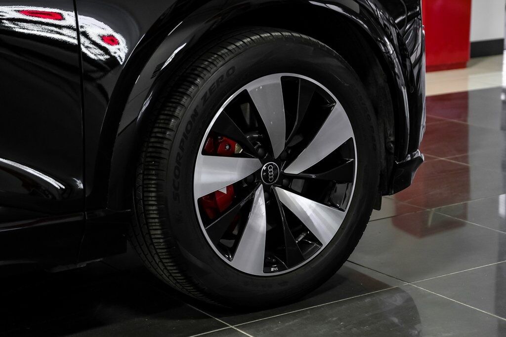 2025 Audi SQ6 e-tron Premium Carrollton TX