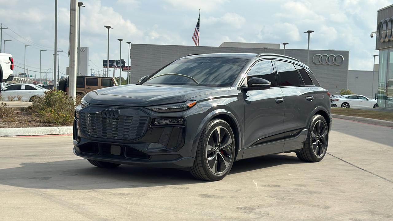 2025 Audi SQ6 e-tron Prestige