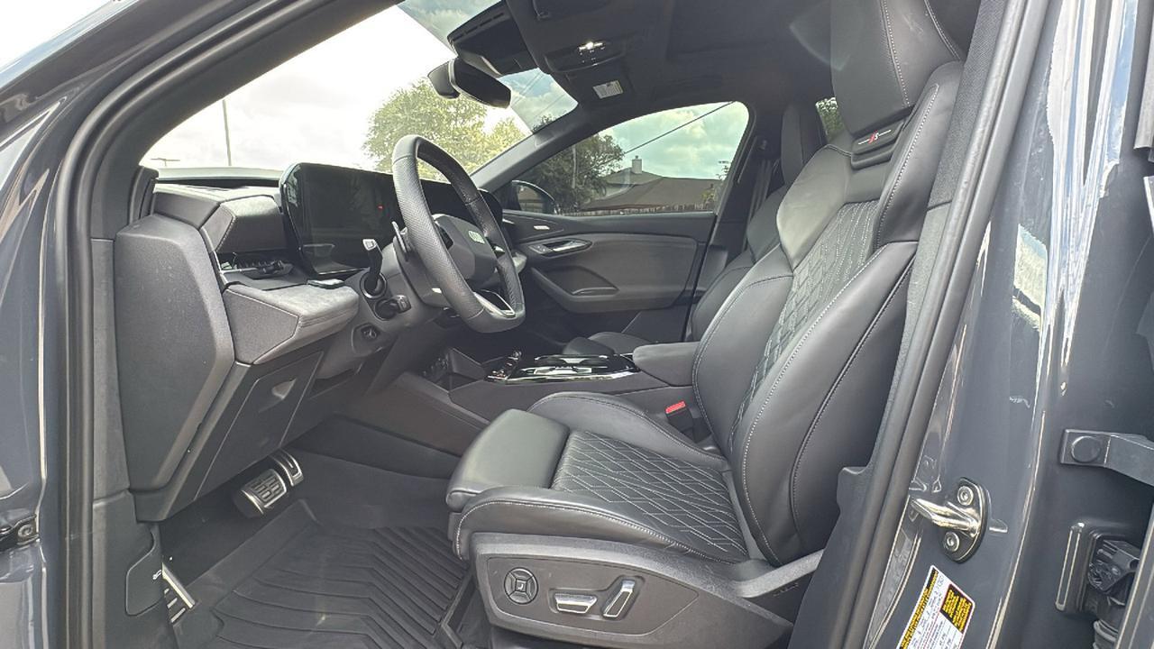 2025 Audi SQ6 e-tron Prestige  Selma TX