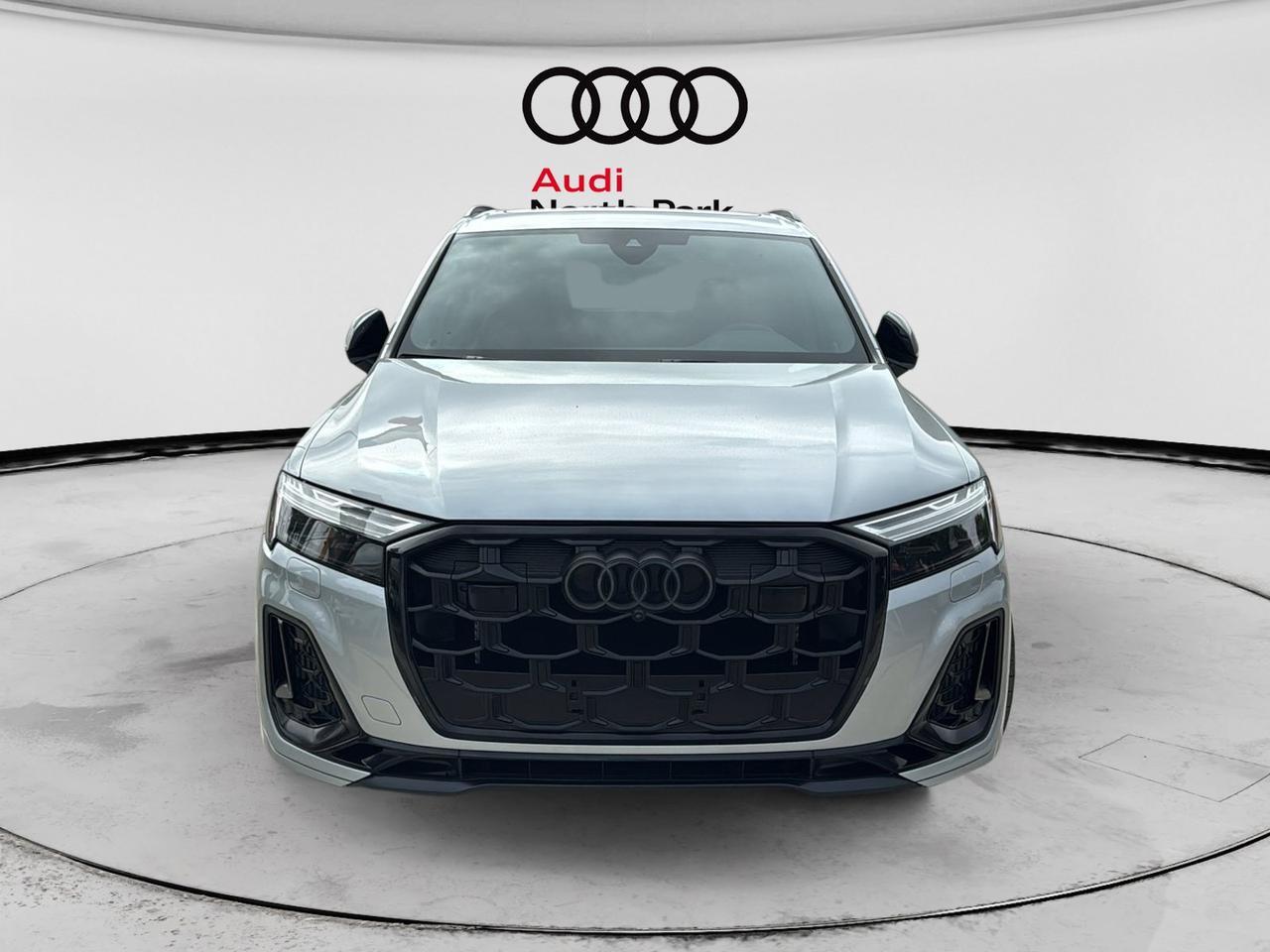 2025 Audi SQ7 Premium Plus