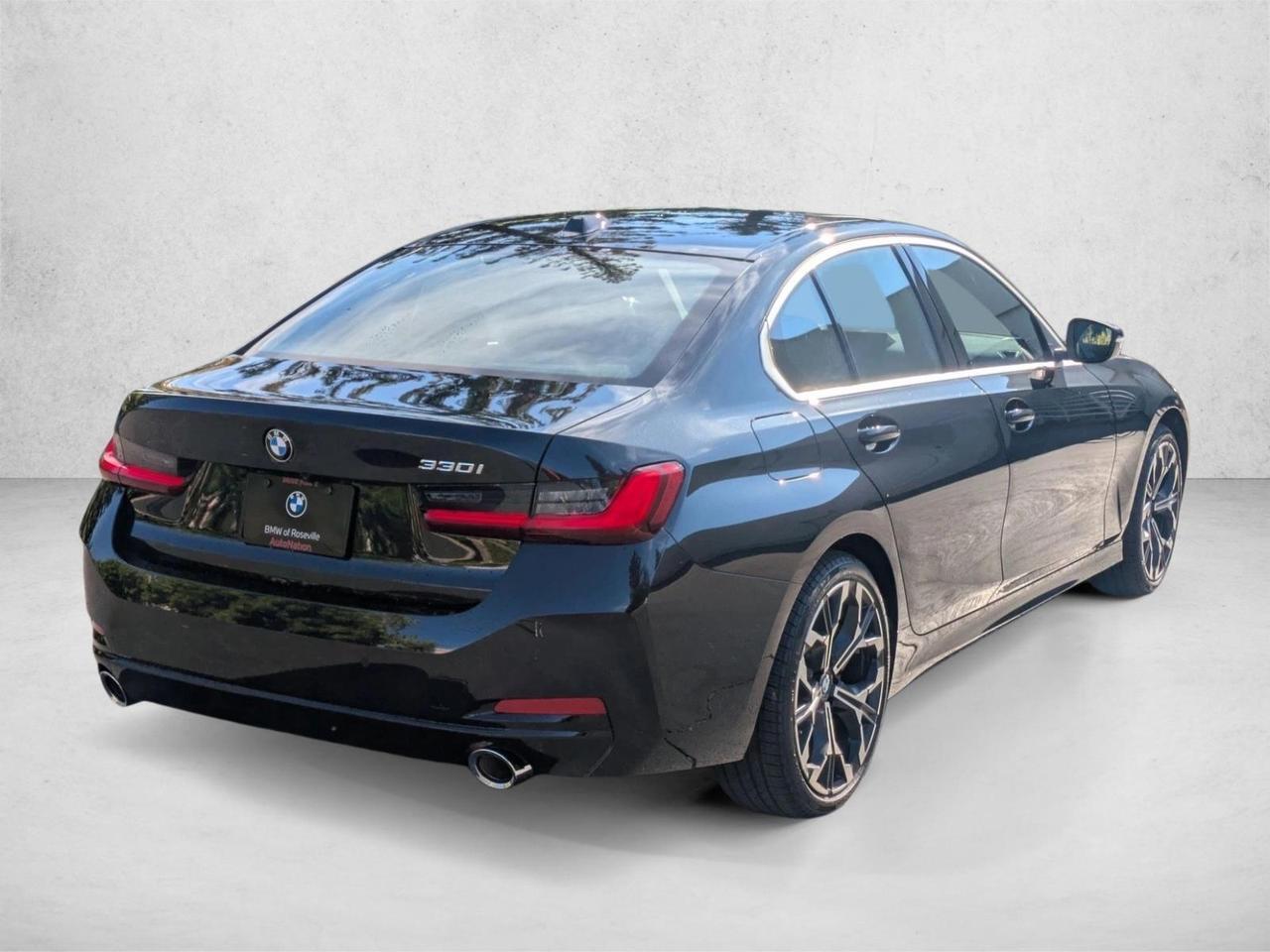 2025 BMW 3 Series 330i