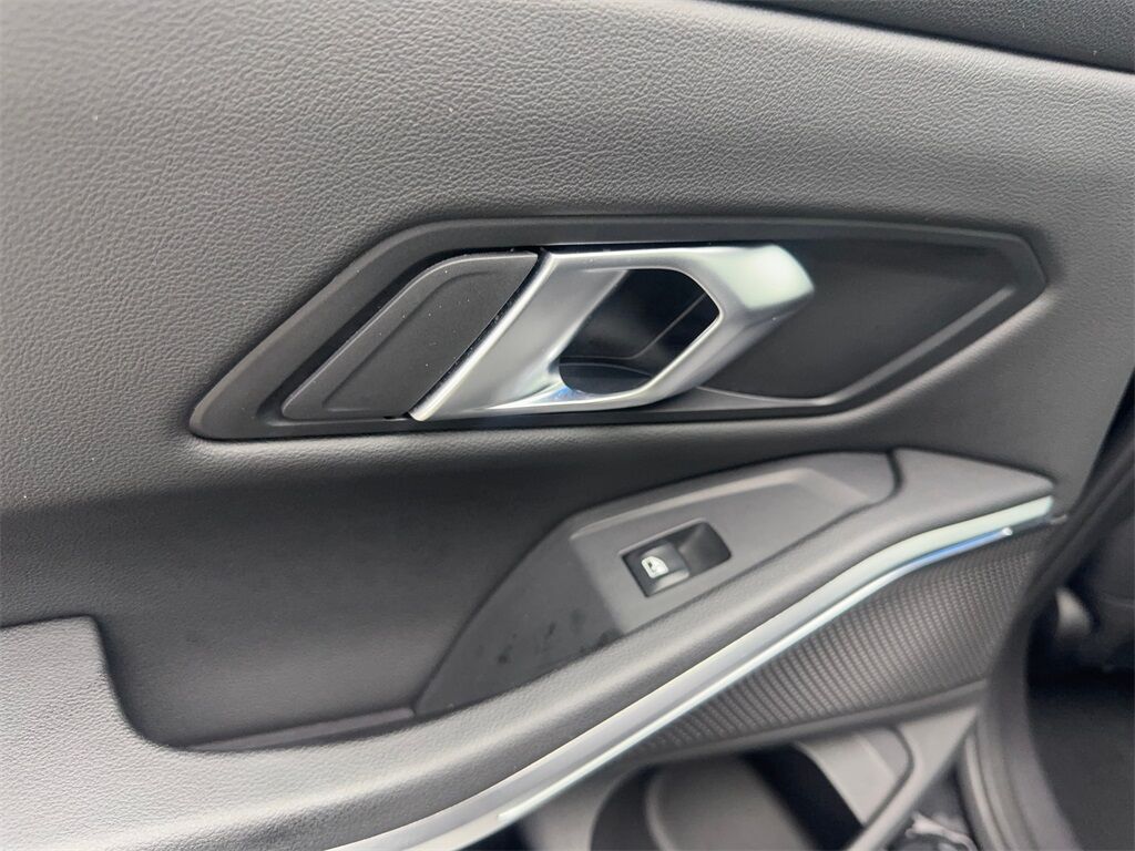 2025 BMW 3 Series 330i SPORT LINE,NAV,CAM,SUNROOF,BLIND SPOT Irving TX