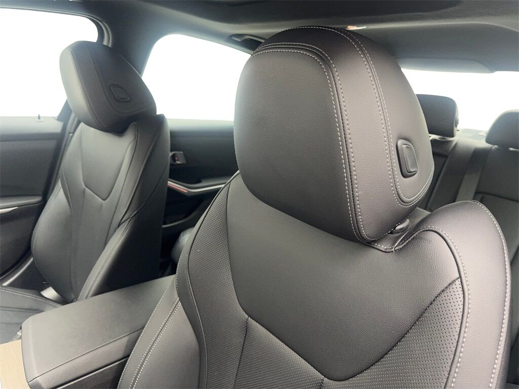 2025 BMW 3 Series 330i SPORT LINE,NAV,CAM,SUNROOF,BLIND SPOT Irving TX