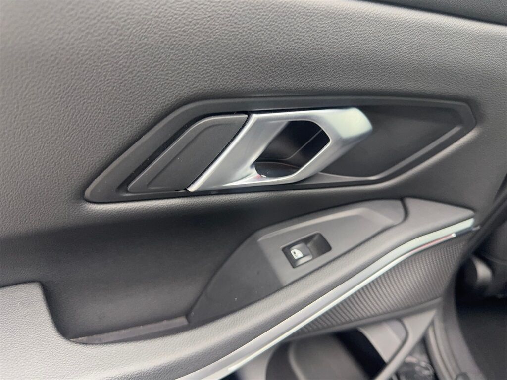 2025 BMW 3 Series 330i SPORT LINE,NAV,CAM,SUNROOF,BLIND SPOT Irving TX