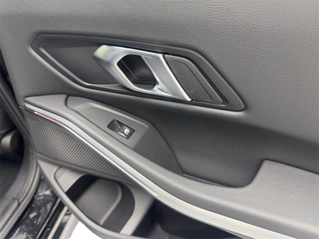 2025 BMW 3 Series 330i SPORT LINE,NAV,CAM,SUNROOF,BLIND SPOT Irving TX