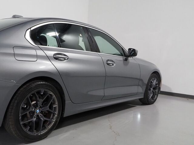 2025 BMW 3 Series 330i Sedan *NAVIGATION, CURVED DISPLAY, SAFETY ALERTS, PARKING ASSIST, 360 VIEW CAMERAS, COLOR TOUCHSCREEN, MOONROOF, HEATED SEATS/STEERING, REMOTE START, COMFORT ACCESS, WIRELESS CHARGING, ANDROID & APPLE Round Rock TX