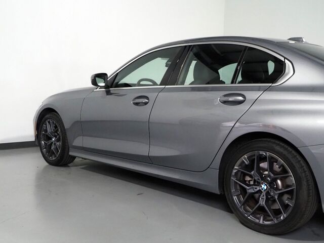 2025 BMW 3 Series 330i Sedan *NAVIGATION, CURVED DISPLAY, SAFETY ALERTS, PARKING ASSIST, 360 VIEW CAMERAS, COLOR TOUCHSCREEN, MOONROOF, HEATED SEATS/STEERING, REMOTE START, COMFORT ACCESS, WIRELESS CHARGING, ANDROID & APPLE Round Rock TX