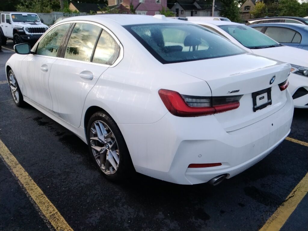 2025 BMW 3 Series 330i xDrive Akron OH
