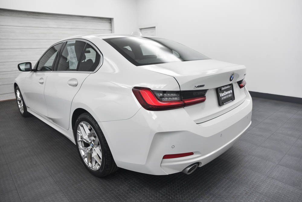 2025 BMW 3 Series 330i xDrive Akron OH