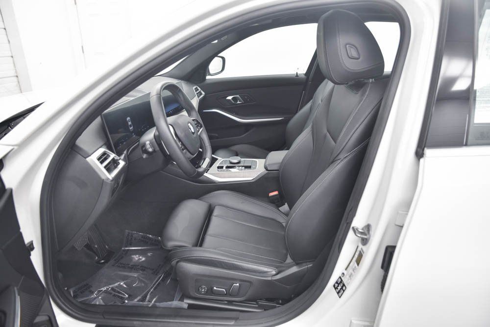2025 BMW 3 Series 330i xDrive Akron OH
