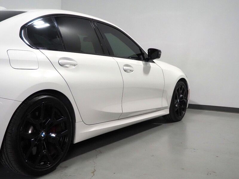2025 BMW 3 Series M340i *HEADS-UP DISPLAY, NAVIGATION, CURVED DISPLAY, ADAPTIVE CRUISE, SAFETY ALERTS, 360 VIEW CAMERAS, MOONROOF, HEATED SEATS/STEERING, REMOTE START, AUTOMATIC PARKING, FULL LED HEADLIGHTS, HARMAN/KARDON, WIRELESS CHARGING, ANDROID & APPLE Round Rock TX