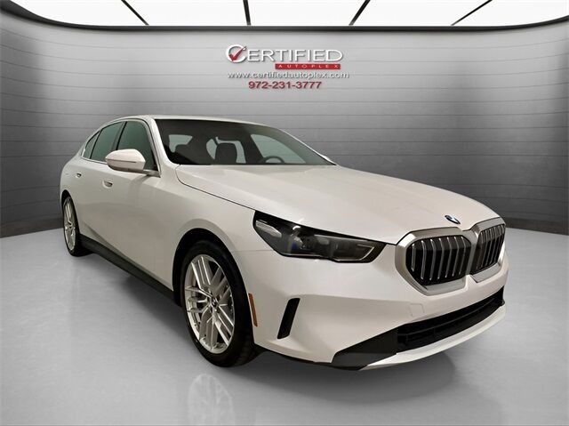 2025 BMW 5 Series 530i