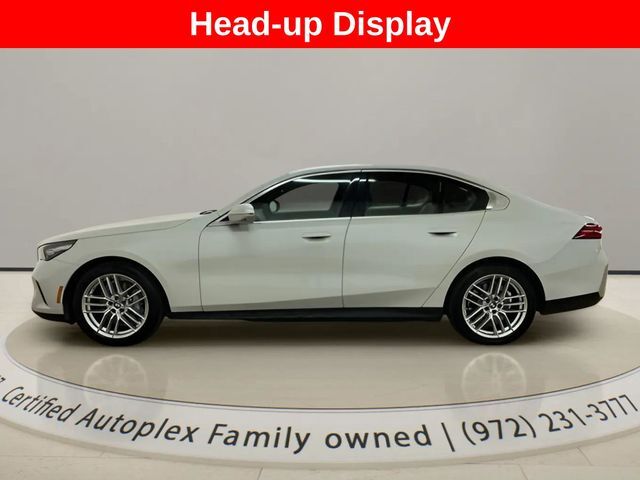 2025 BMW 5 Series 530i