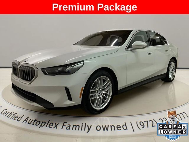 2025 BMW 5 Series 530i