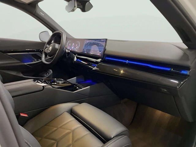 2025 BMW 5 Series 530i Dallas TX