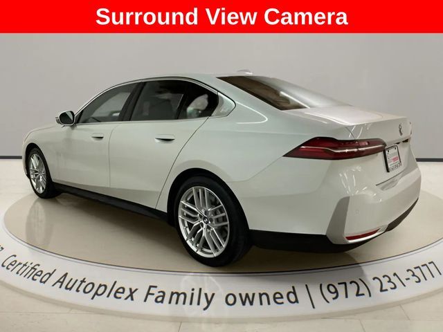 2025 BMW 5 Series 530i