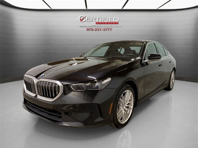 2025 BMW 5 Series 530i