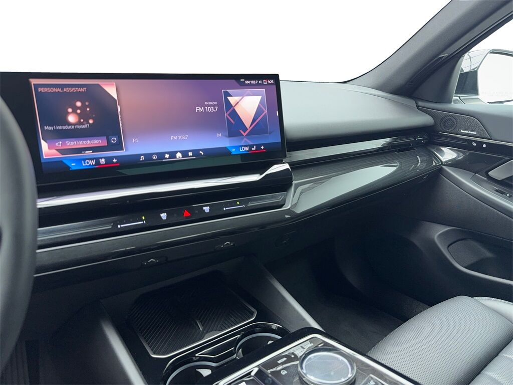 2025 BMW 5 Series 530i SPORT LINE,NAV,CAM,SUNROOF,HEADS UP Plano TX