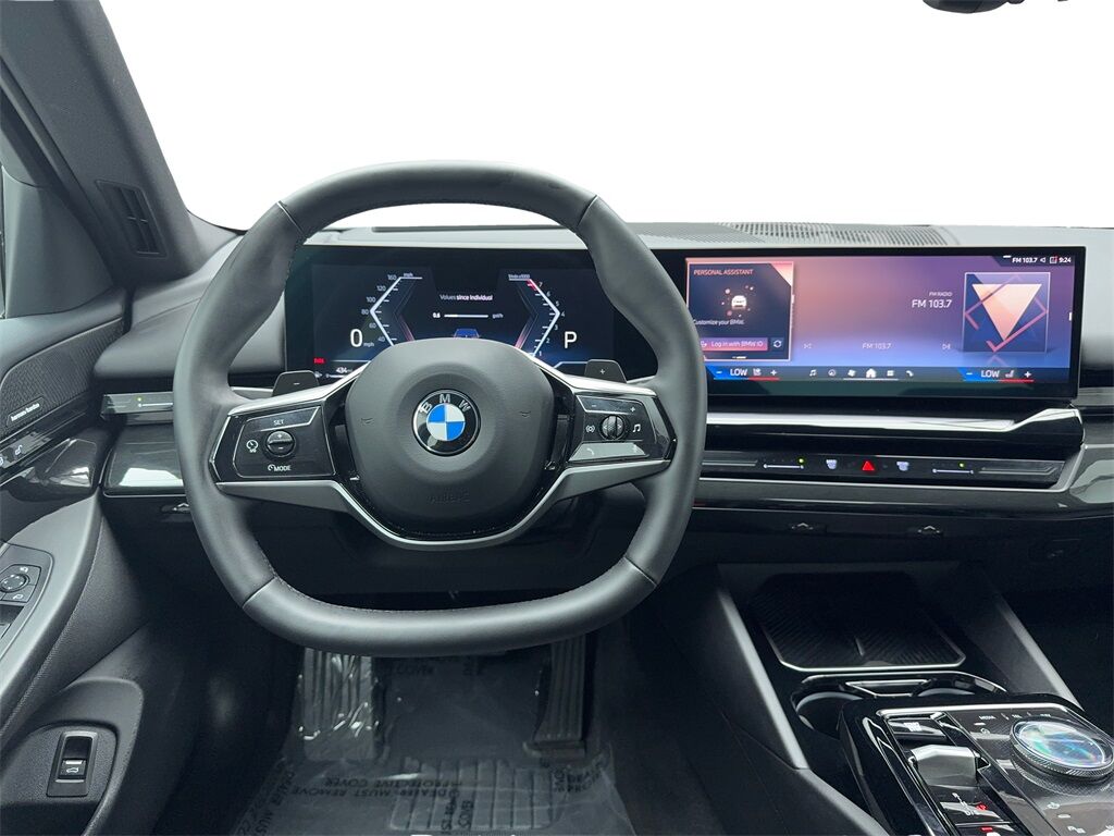 2025 BMW 5 Series 530i SPORT LINE,NAV,CAM,SUNROOF,HEADS UP Plano TX