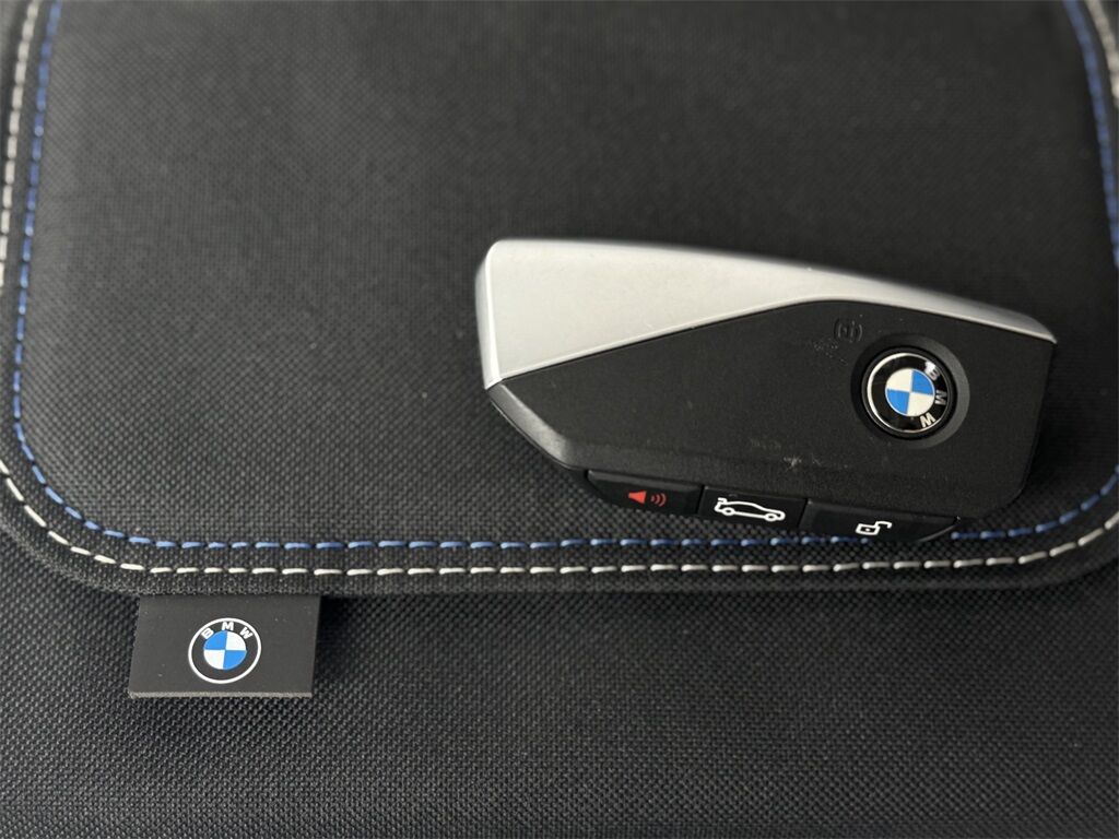 2025 BMW 5 Series 530i SPORT LINE,NAV,CAM,SUNROOF,HEADS UP Plano TX