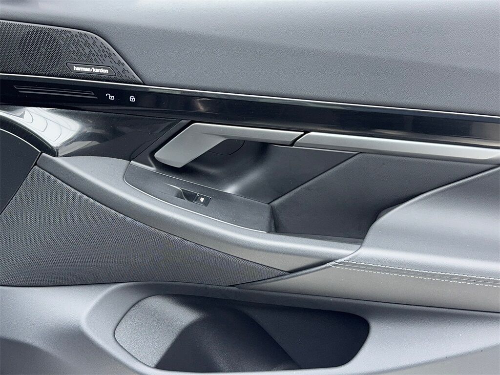 2025 BMW 5 Series 530i SPORT LINE,NAV,CAM,SUNROOF,HTD STS,HEADS UP Plano TX