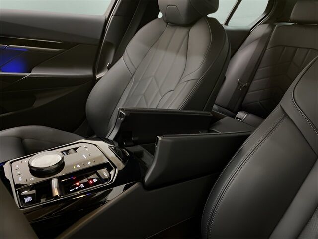 2025 BMW 5 Series 530i xDrive Dallas TX