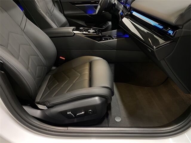 2025 BMW 5 Series 530i xDrive Dallas TX
