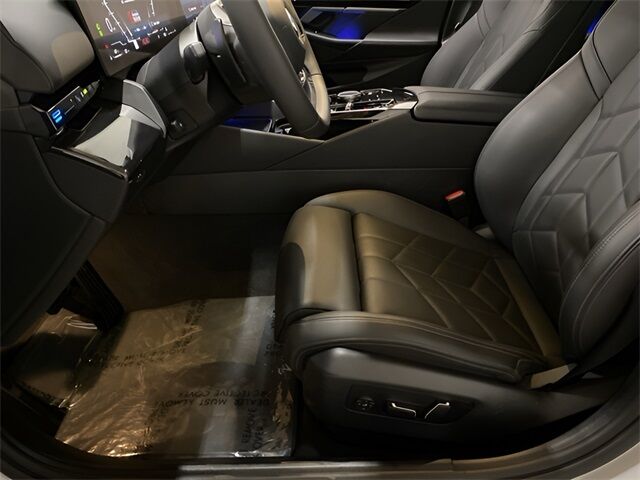2025 BMW 5 Series 530i xDrive Dallas TX