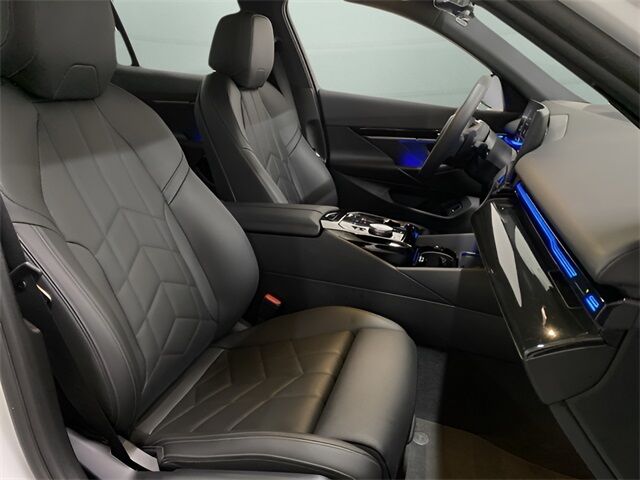 2025 BMW 5 Series 530i xDrive Dallas TX