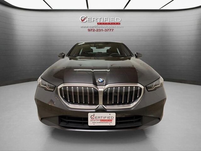 2025 BMW 5 Series 530i xDrive