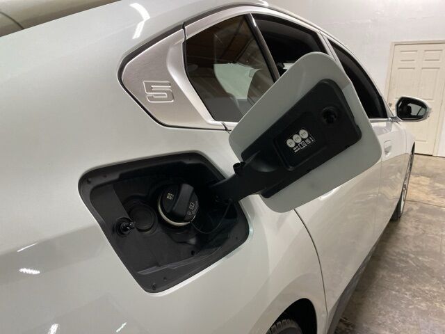 2025 BMW 5 Series 530i xDrive Dallas TX