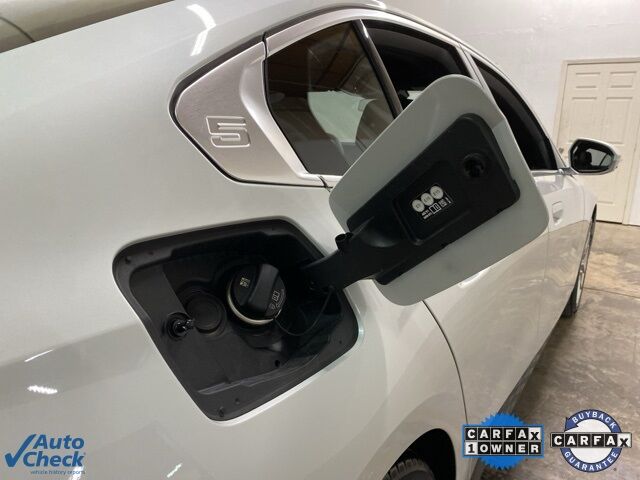 2025 BMW 5 Series 530i xDrive Dallas TX