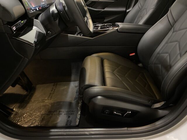 2025 BMW 5 Series 530i xDrive Dallas TX