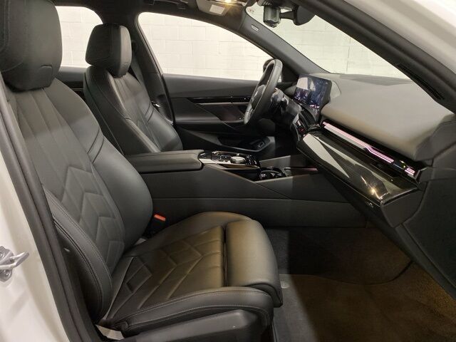 2025 BMW 5 Series 530i xDrive Dallas TX