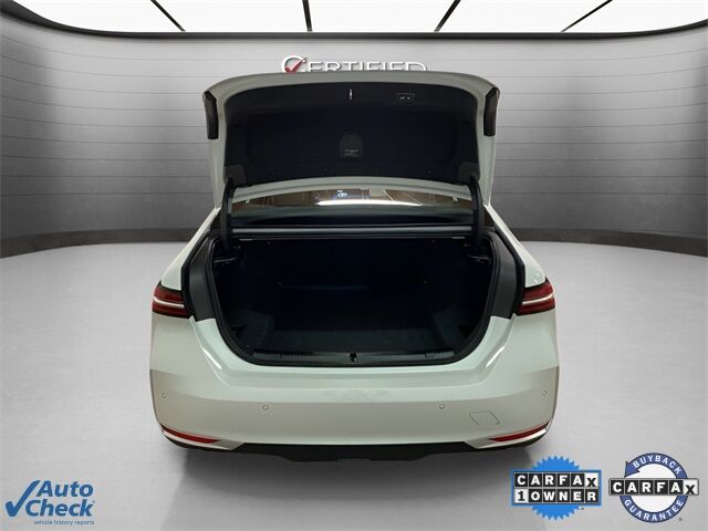 2025 BMW 5 Series 530i xDrive Dallas TX