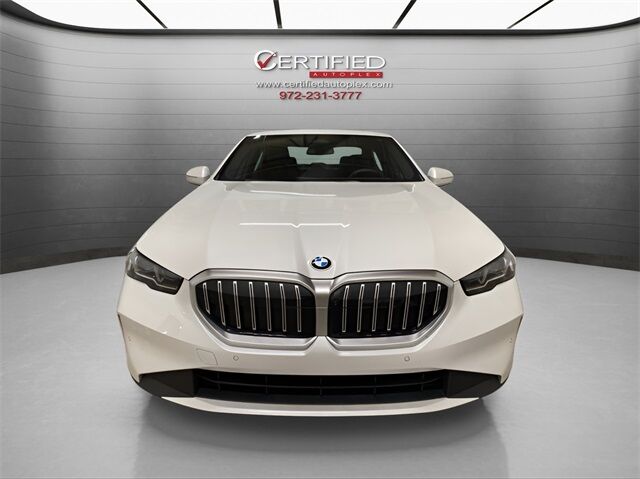 2025 BMW 5 Series 530i xDrive