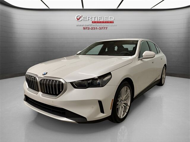 2025 BMW 5 Series 530i xDrive