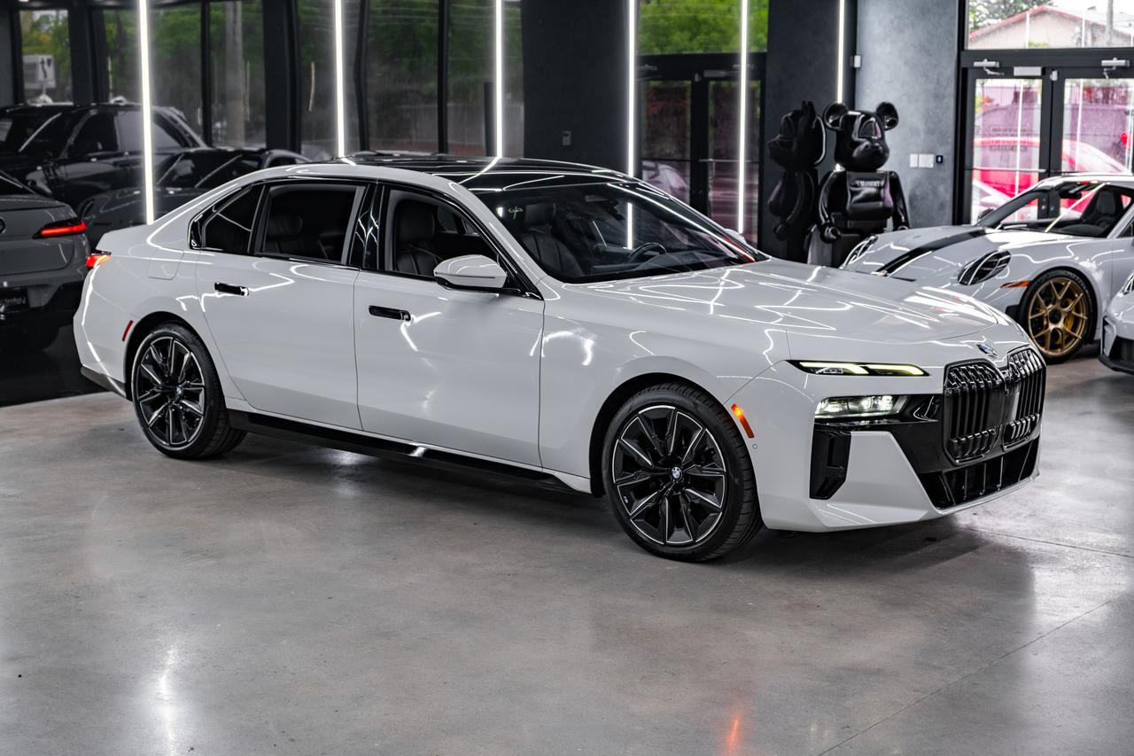 2025 BMW 7 Series 740I