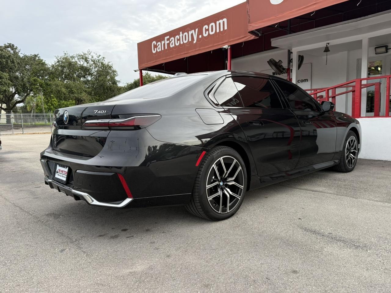 2025 BMW 7 Series 740i xDrive Hollywood FL