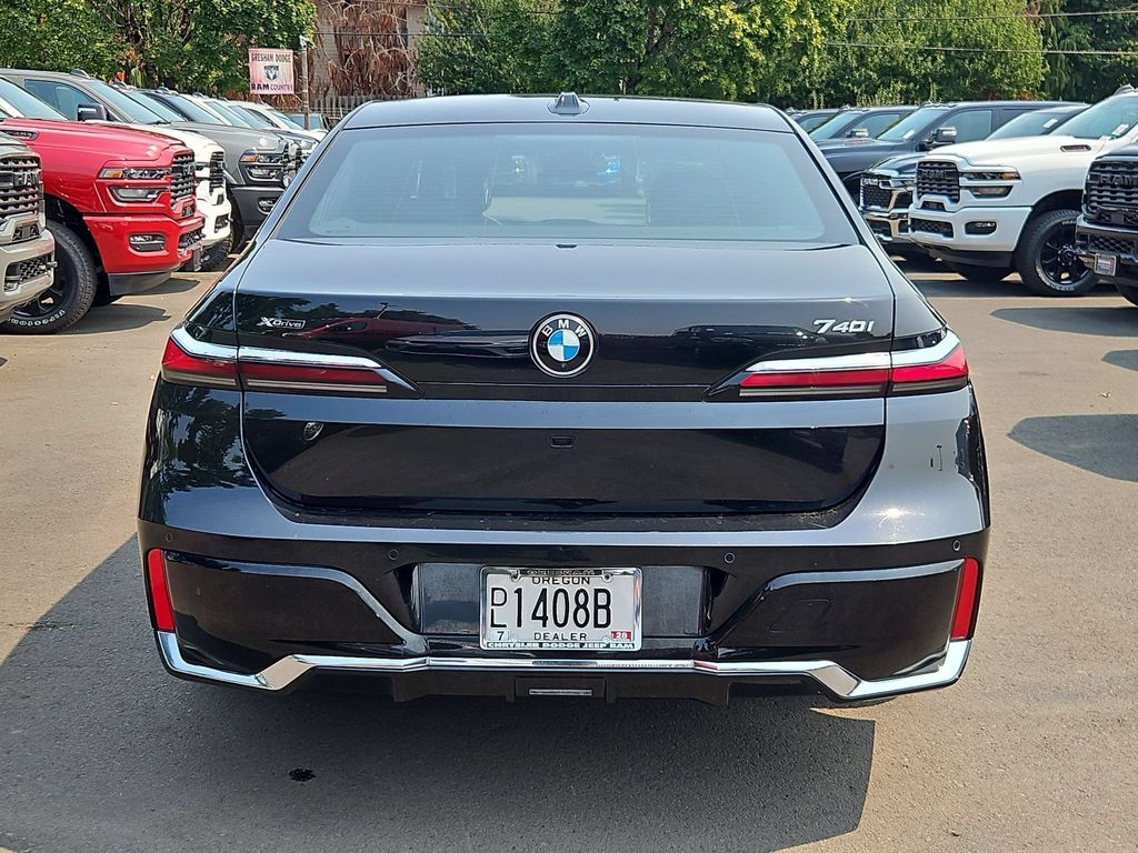 2025 BMW 7 Series 740i xDrive Gresham OR