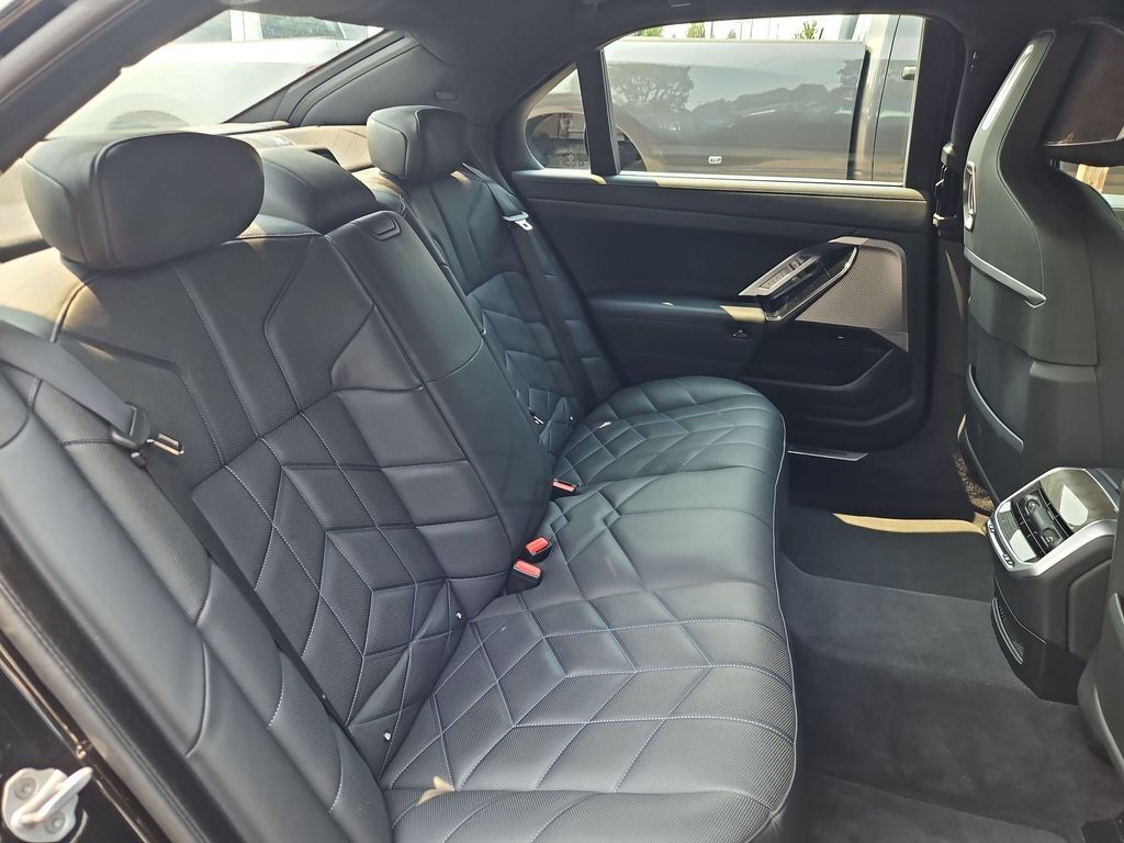 2025 BMW 7 Series 740i xDrive Gresham OR