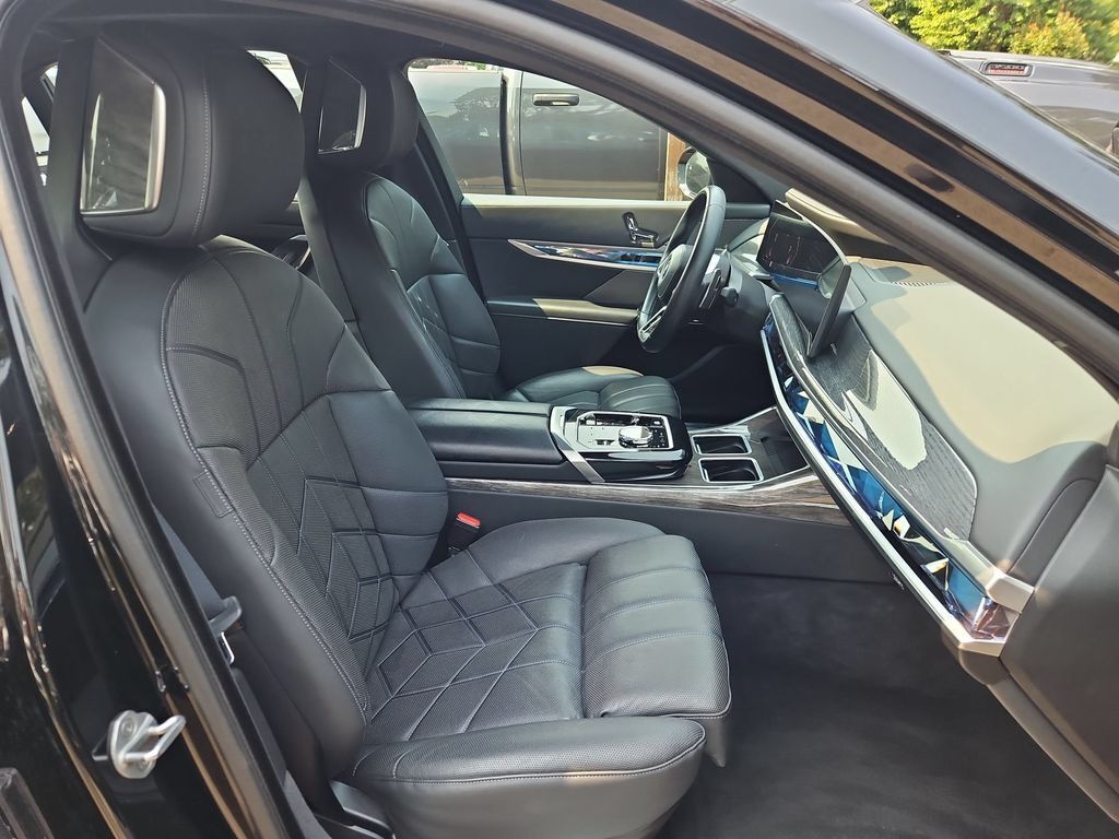 2025 BMW 7 Series 740i xDrive Gresham OR