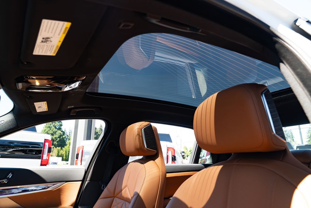 2025 BMW 7 Series 740i xDrive Milwaukie OR