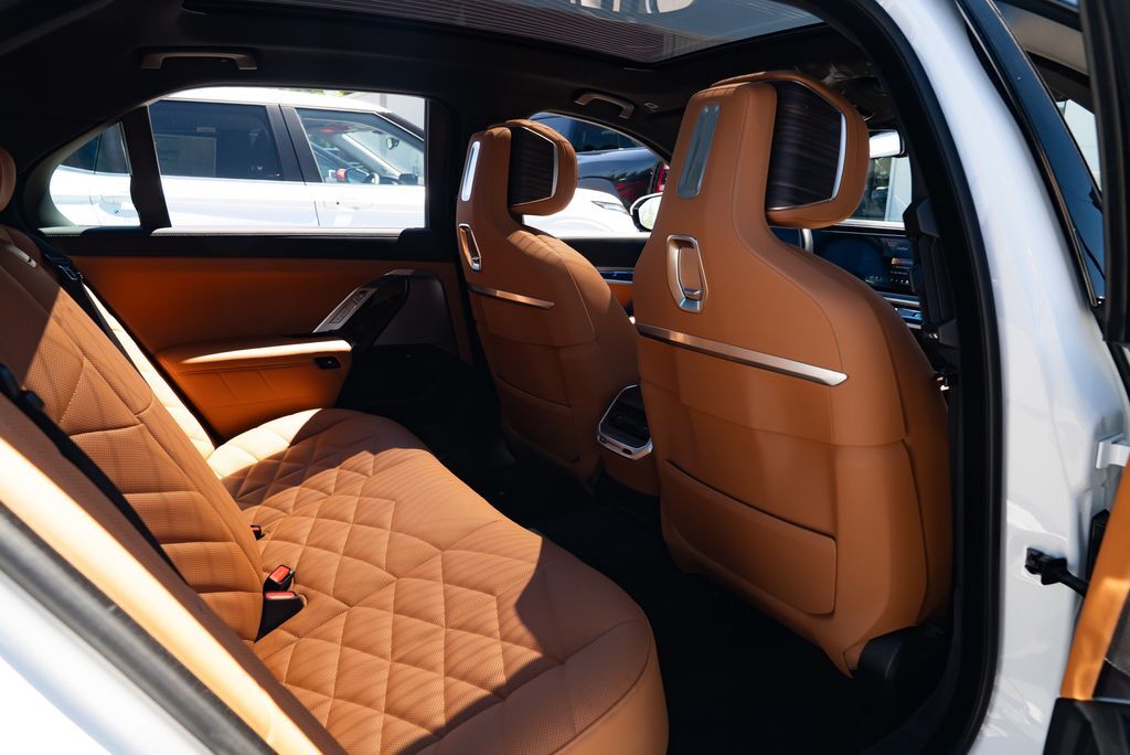 2025 BMW 7 Series 740i xDrive Milwaukie OR