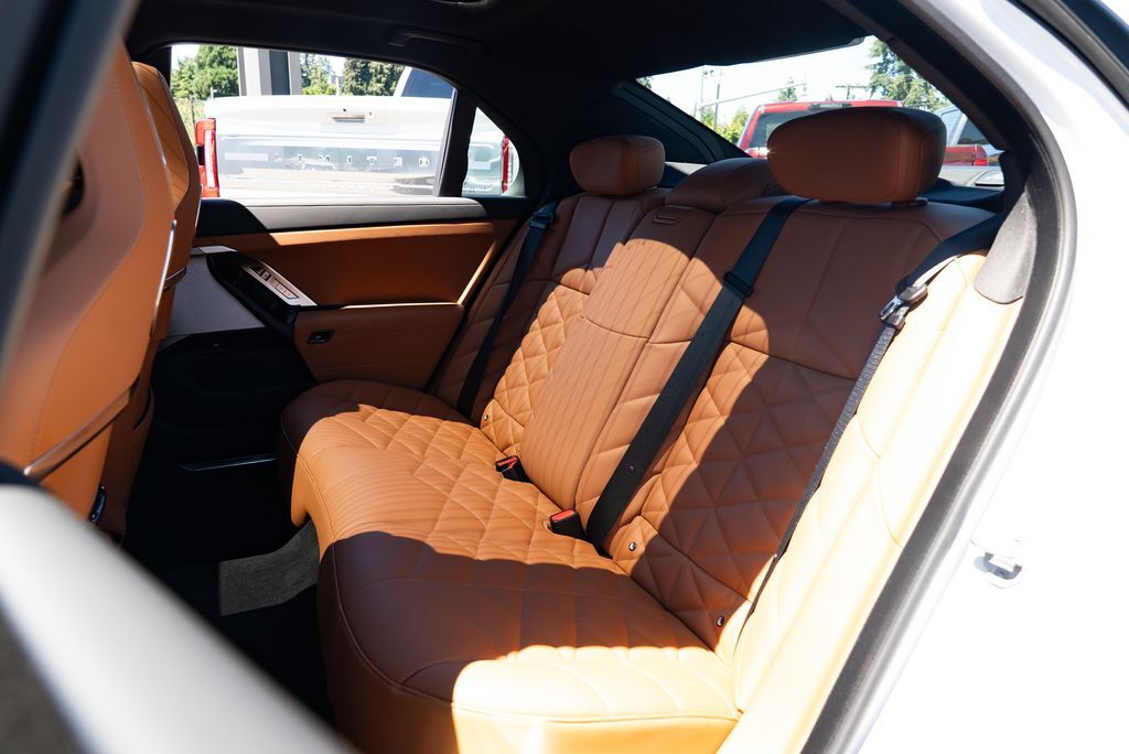 2025 BMW 7 Series 740i xDrive Milwaukie OR