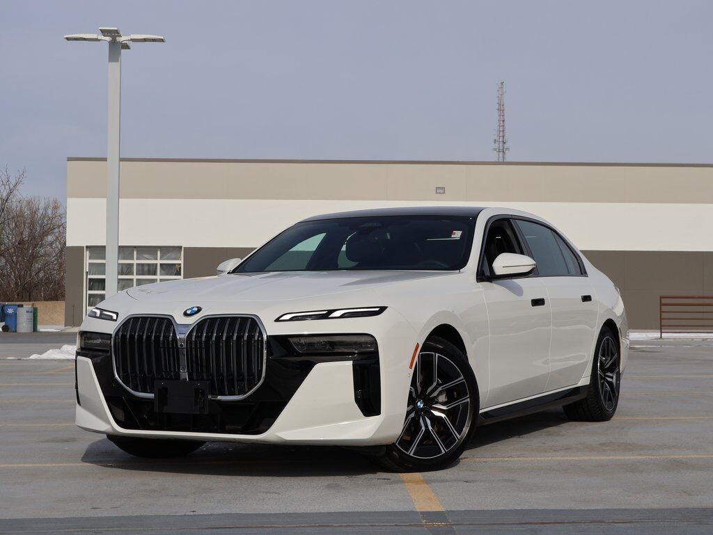 2025 BMW 7 Series 740i xDrive